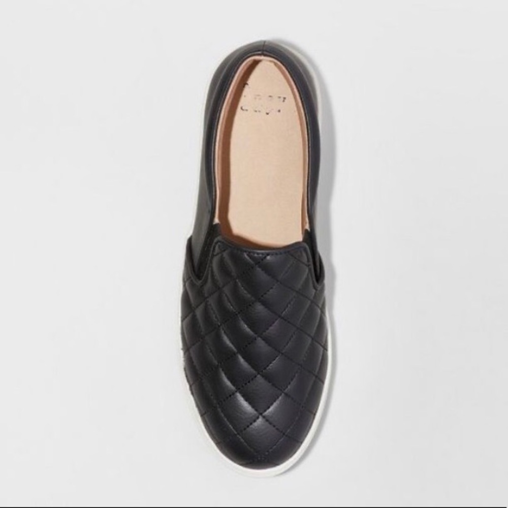 A New Day Black Reese Quilted Sneakers, NWT. - Picture 3 of 4